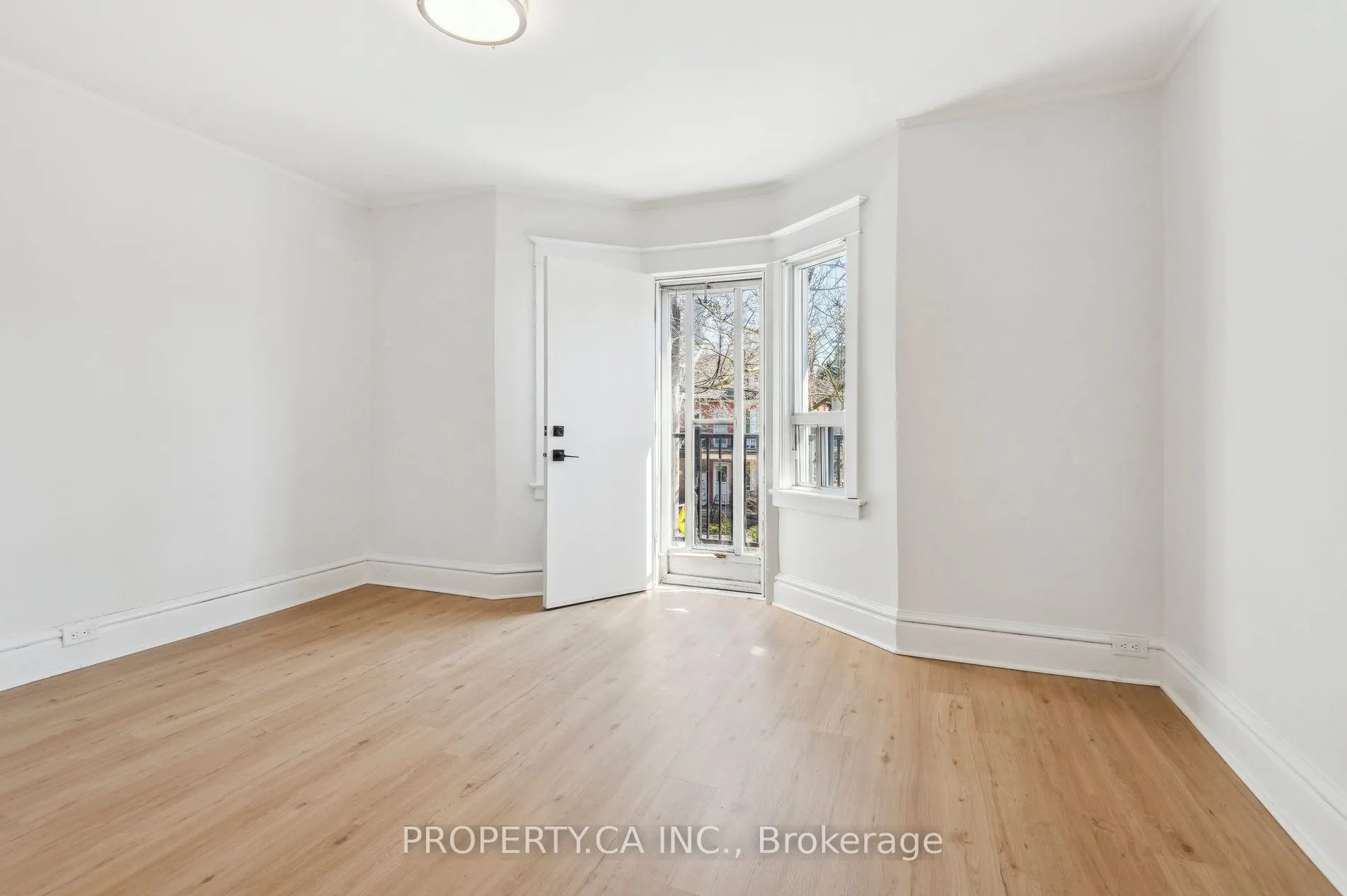 176 Gillard Avenue