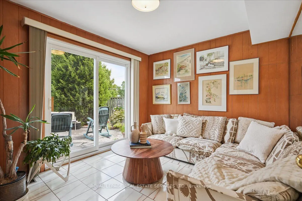 5 Amethyst Road