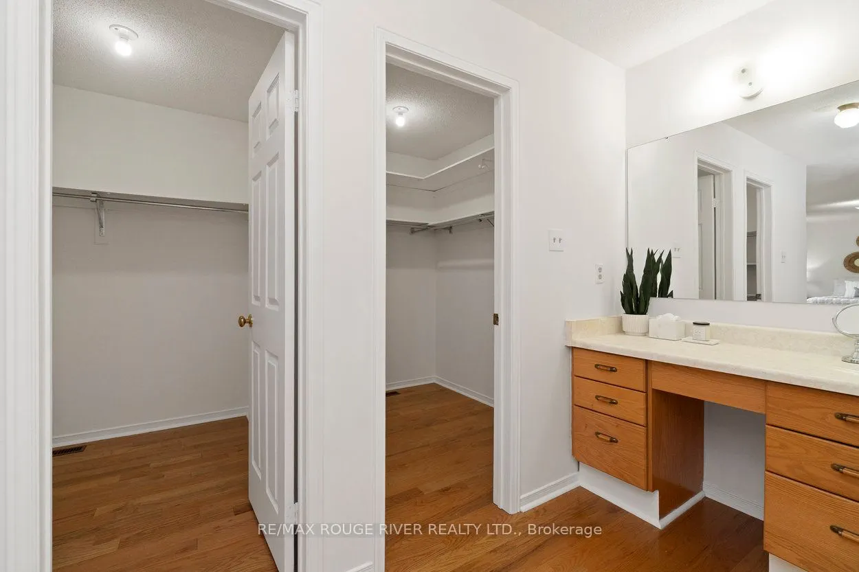 20 Gaslight Crescent