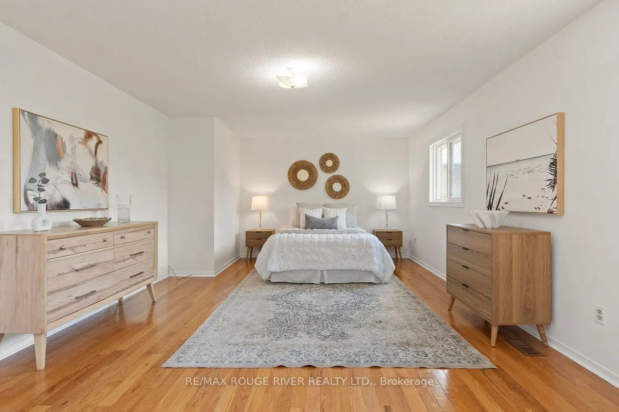 20 Gaslight Crescent