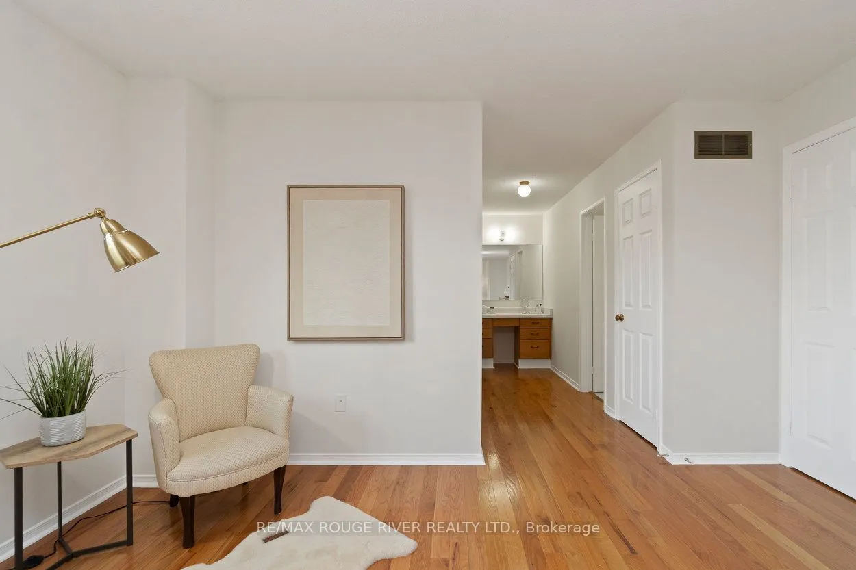 20 Gaslight Crescent