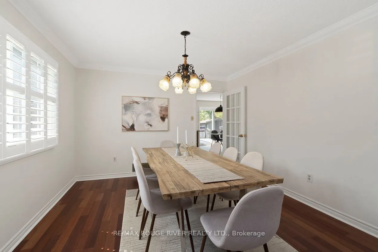 20 Gaslight Crescent