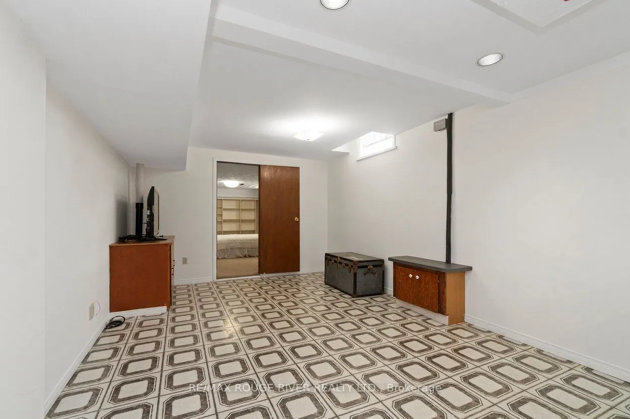 20 Gaslight Crescent