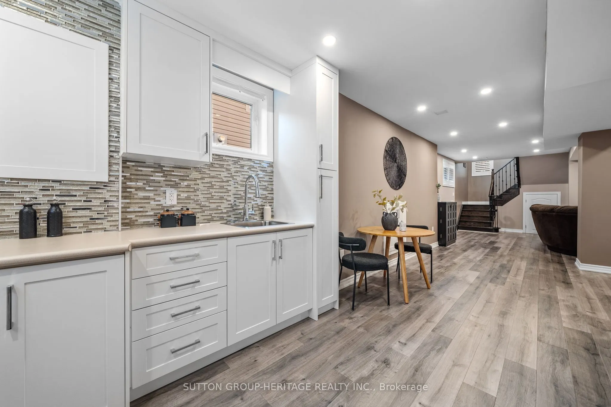 14 Sleepy Hollow Place