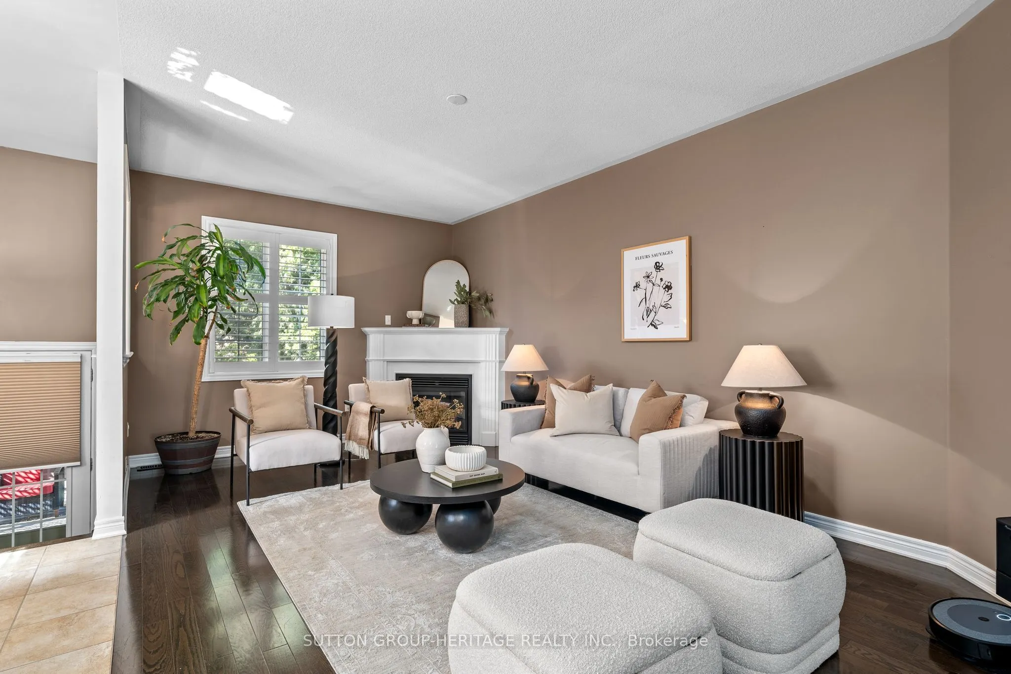 14 Sleepy Hollow Place