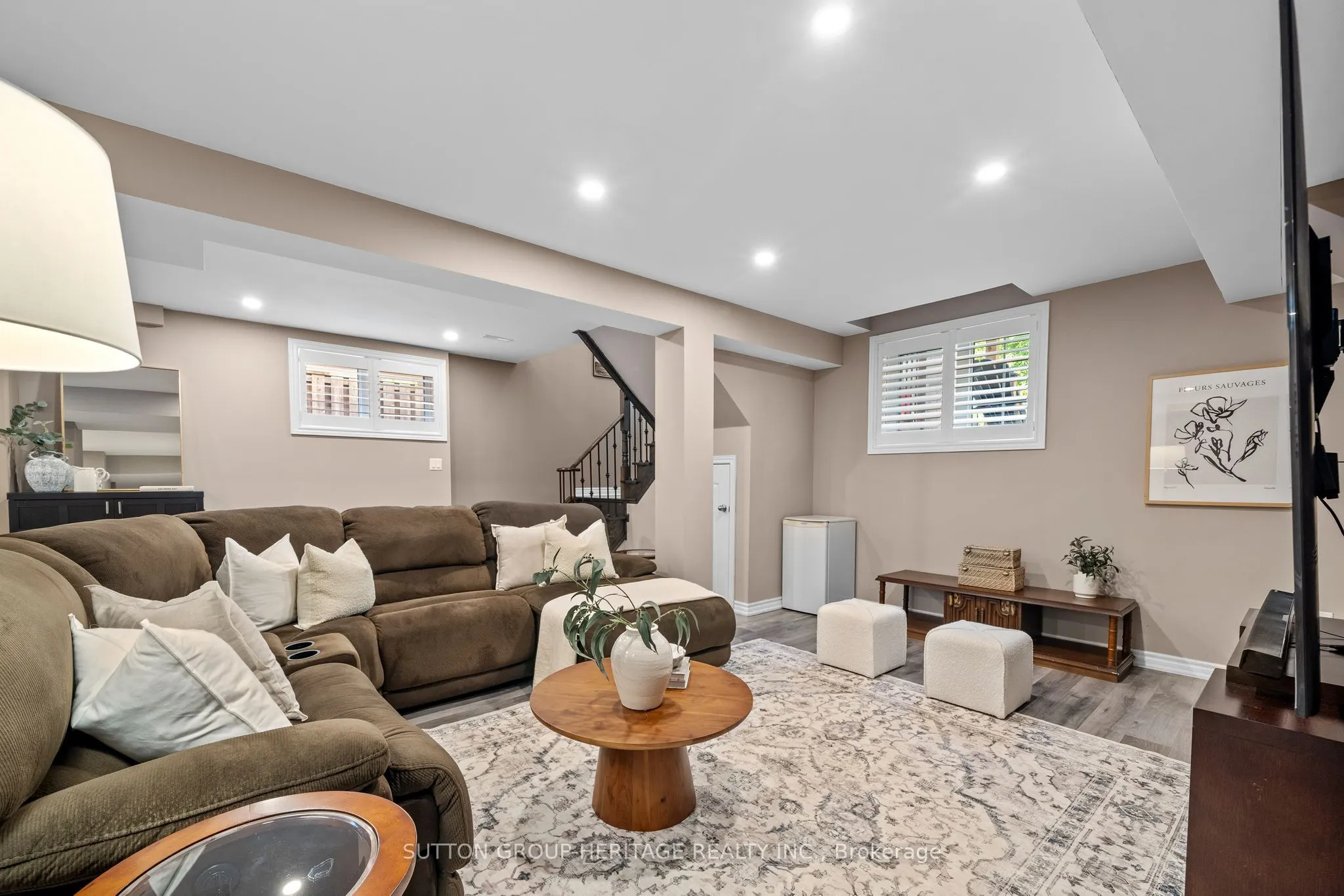 14 Sleepy Hollow Place