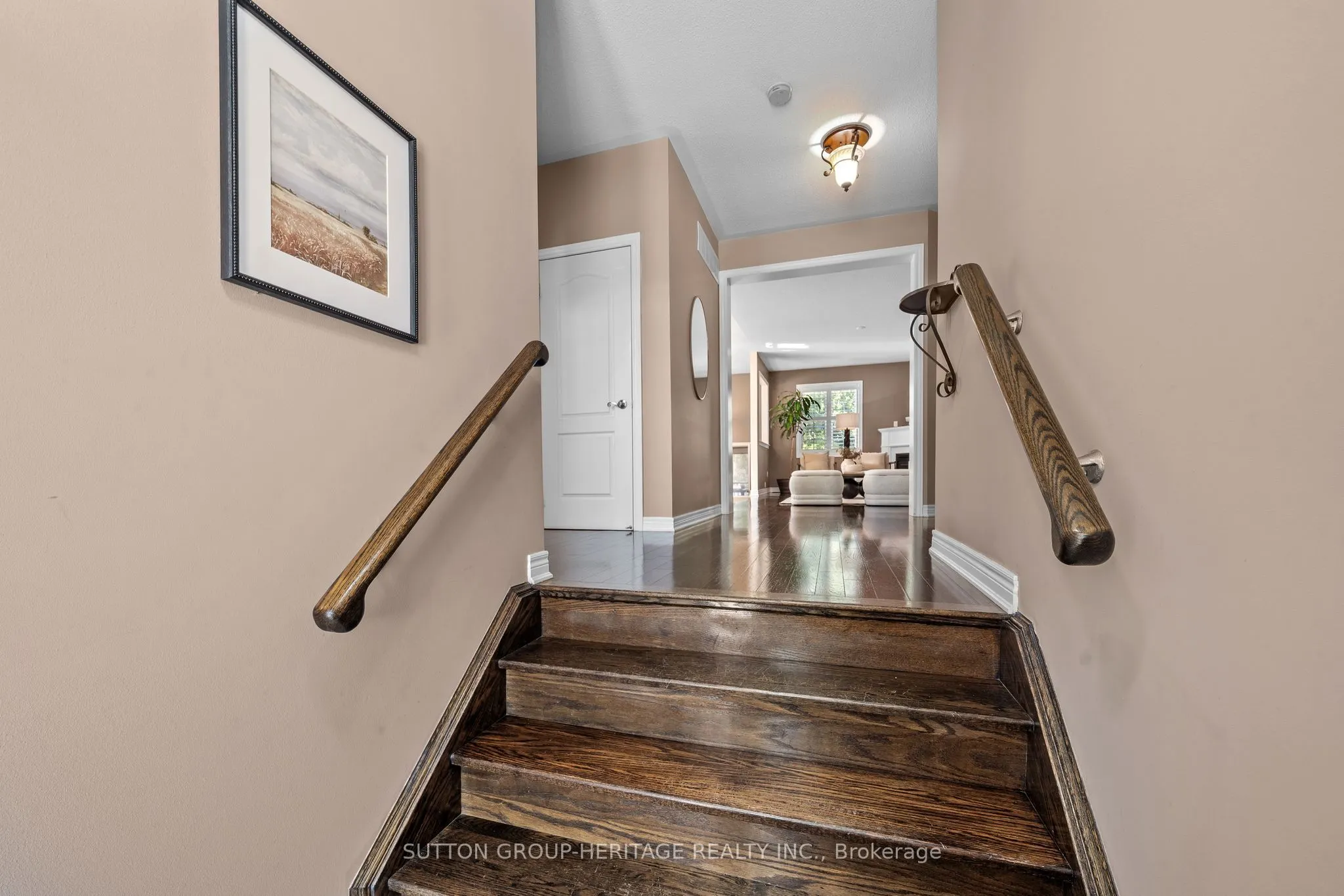 14 Sleepy Hollow Place