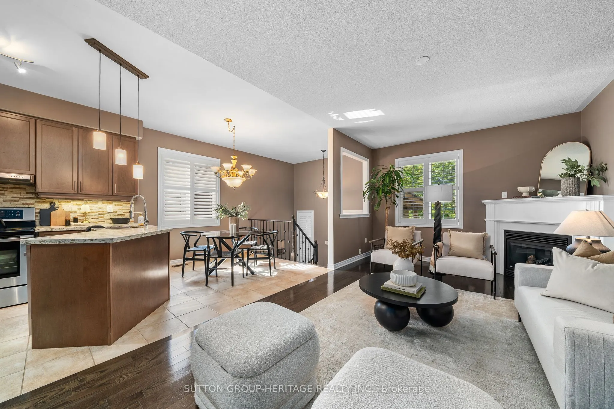 14 Sleepy Hollow Place