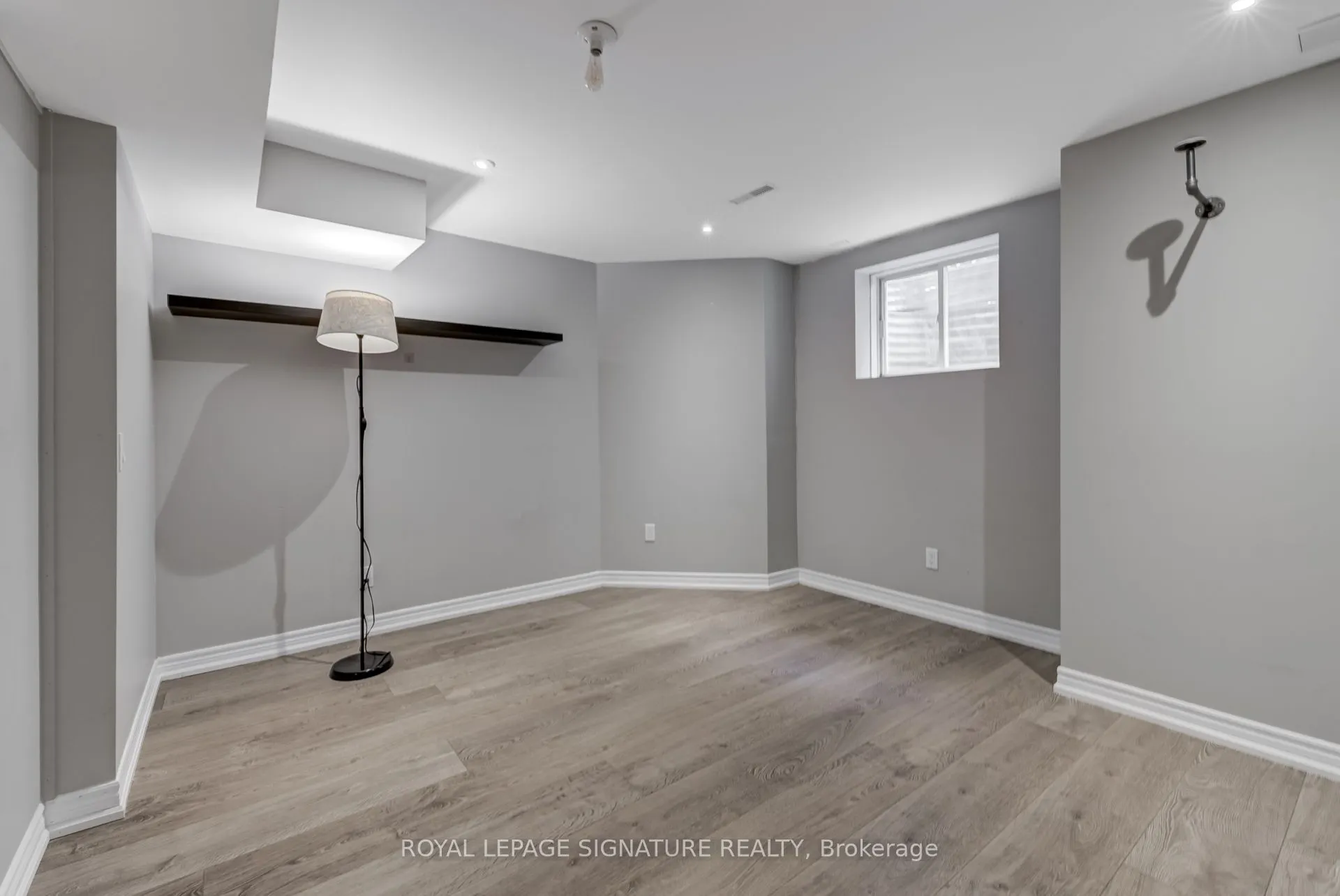 112 Secord Street
