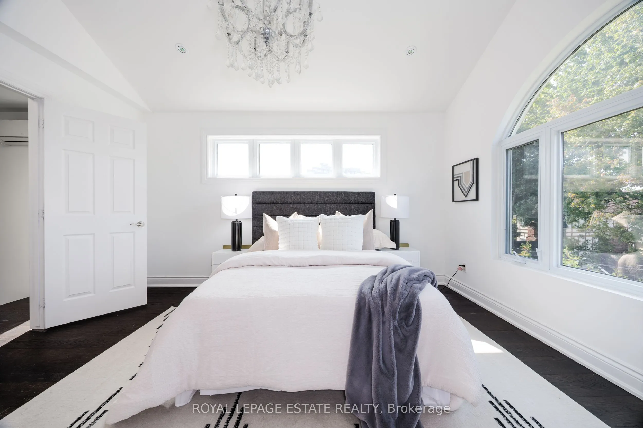 32 Manderley Drive