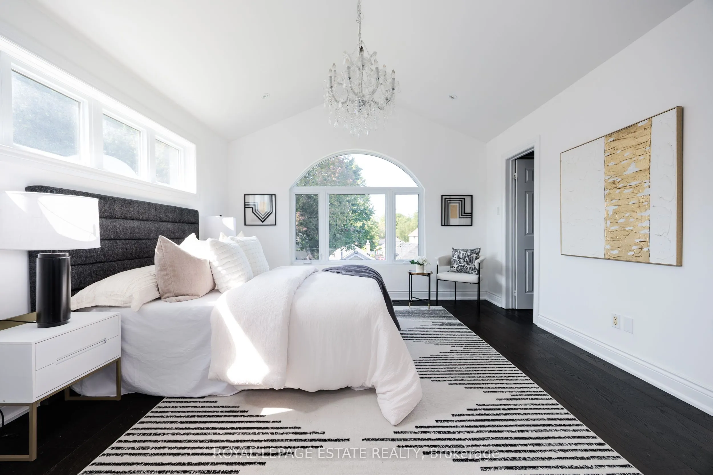 32 Manderley Drive