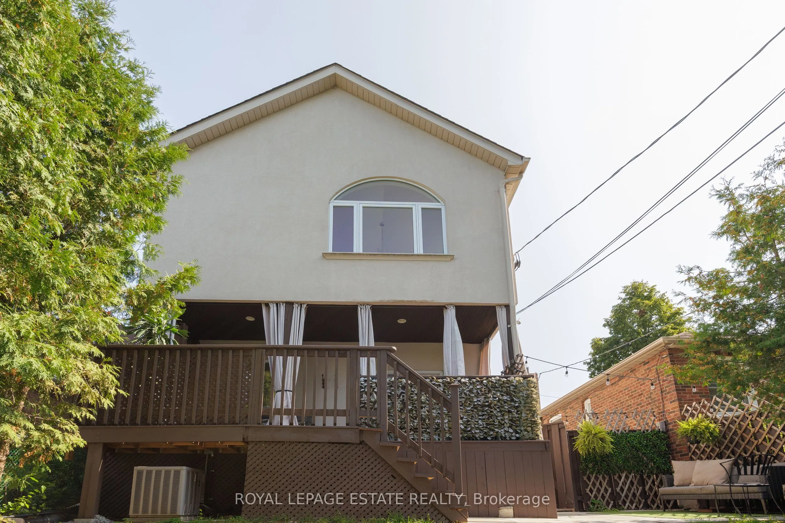 32 Manderley Drive