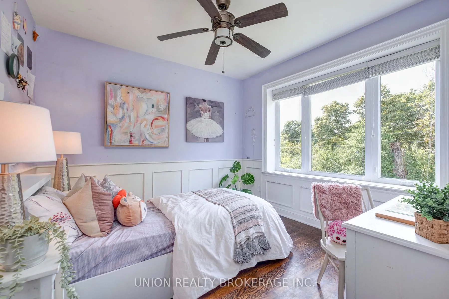 12 Gradwell Drive