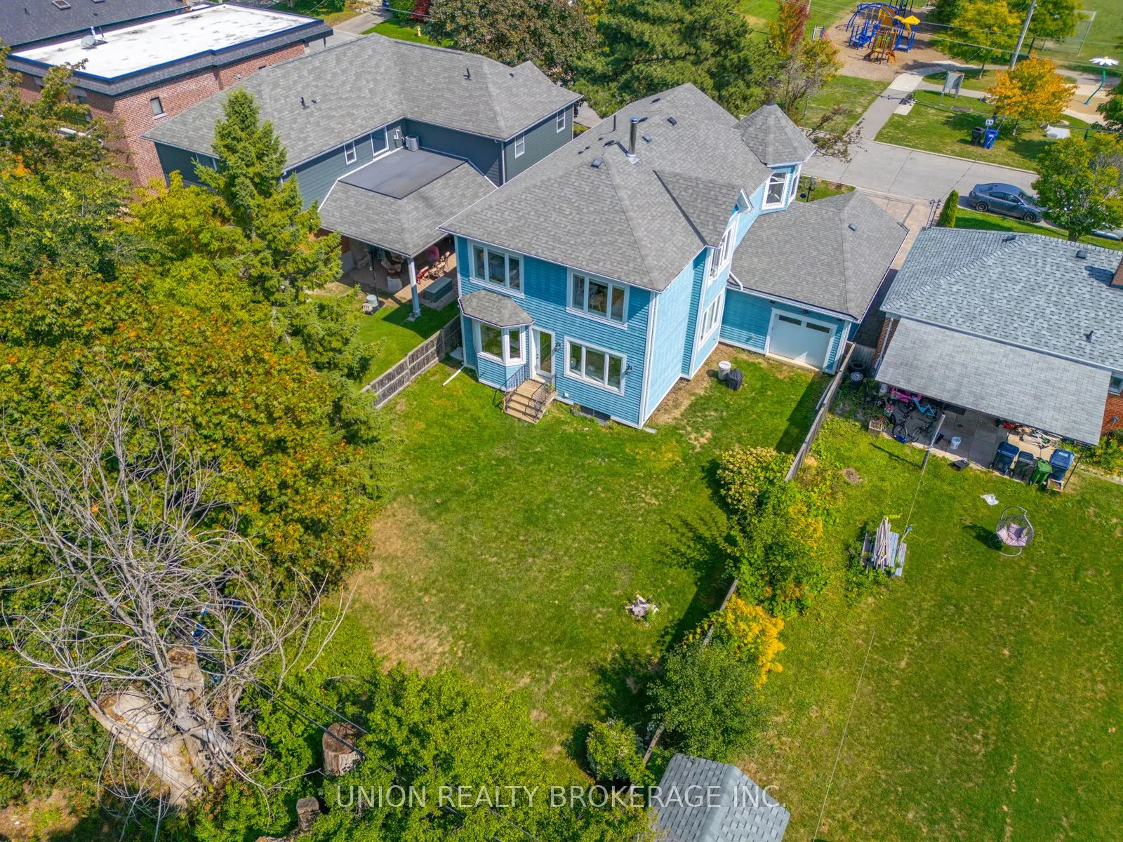 12 Gradwell Drive