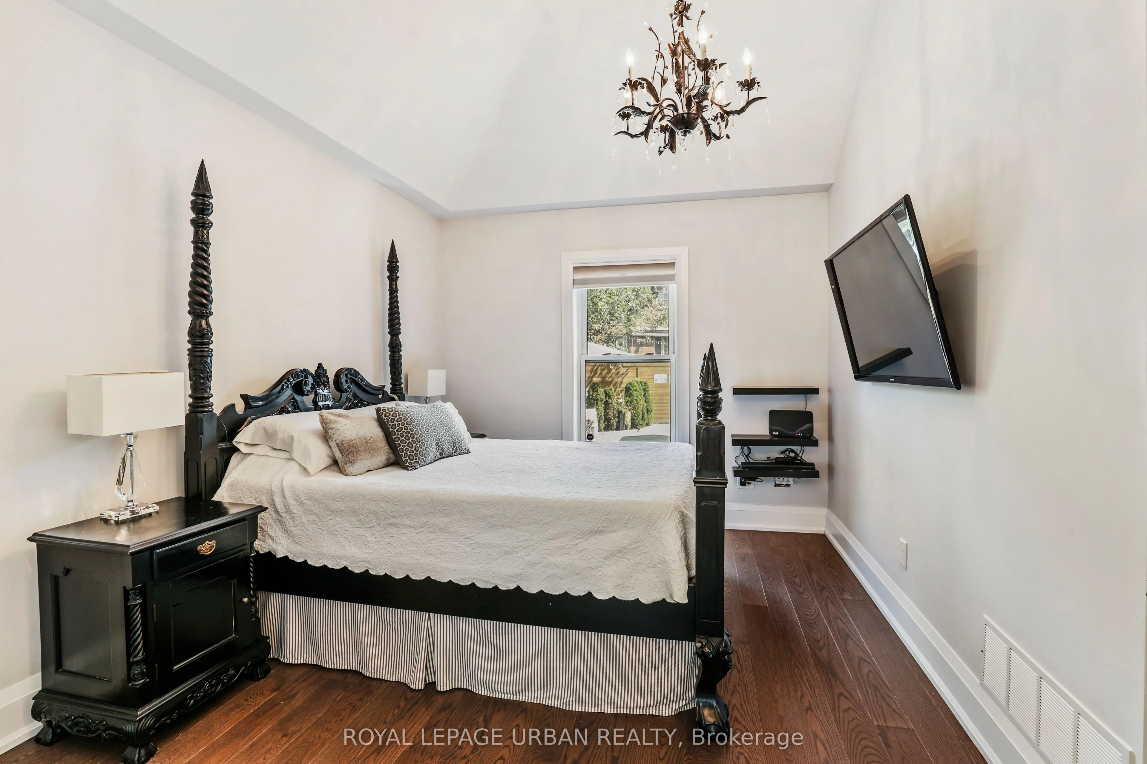 147 Parkview Hill Crescent