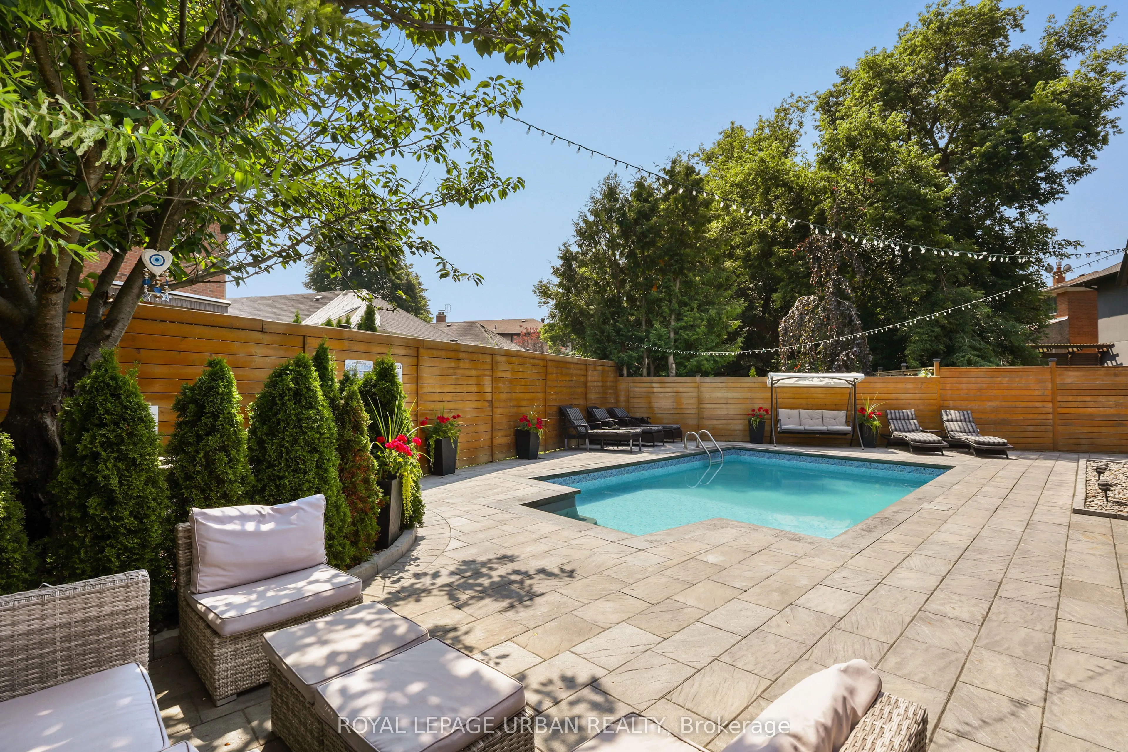 147 Parkview Hill Crescent