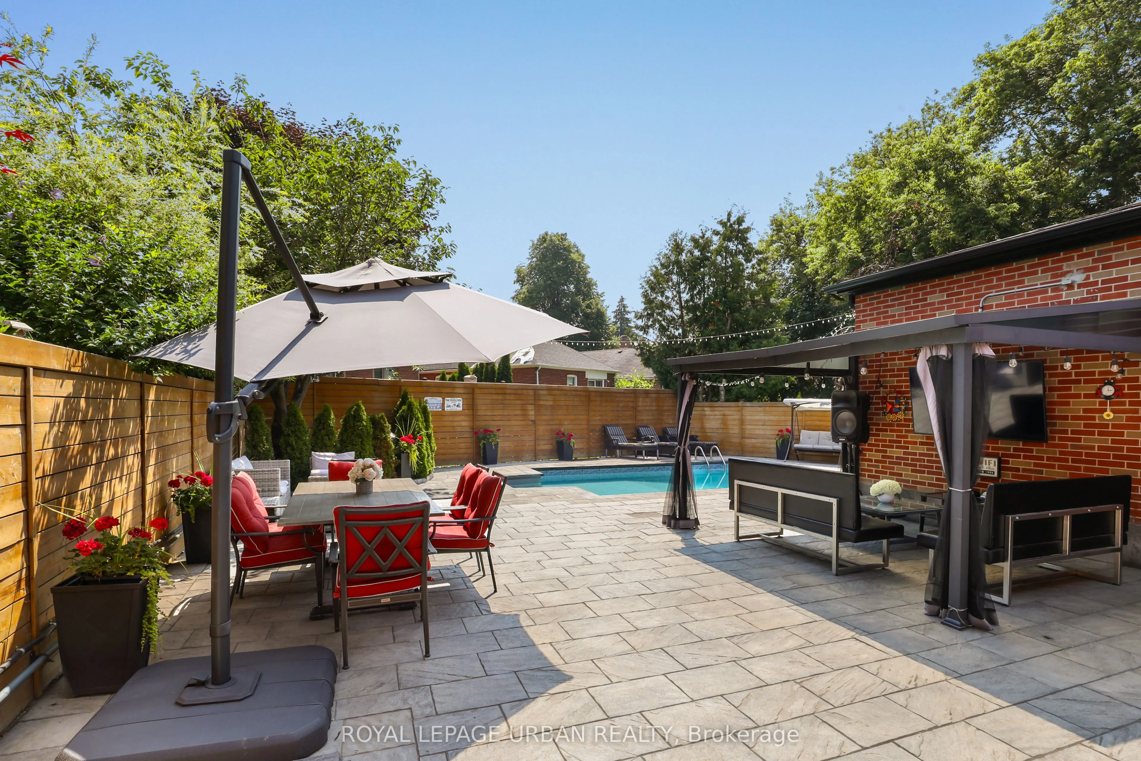 147 Parkview Hill Crescent