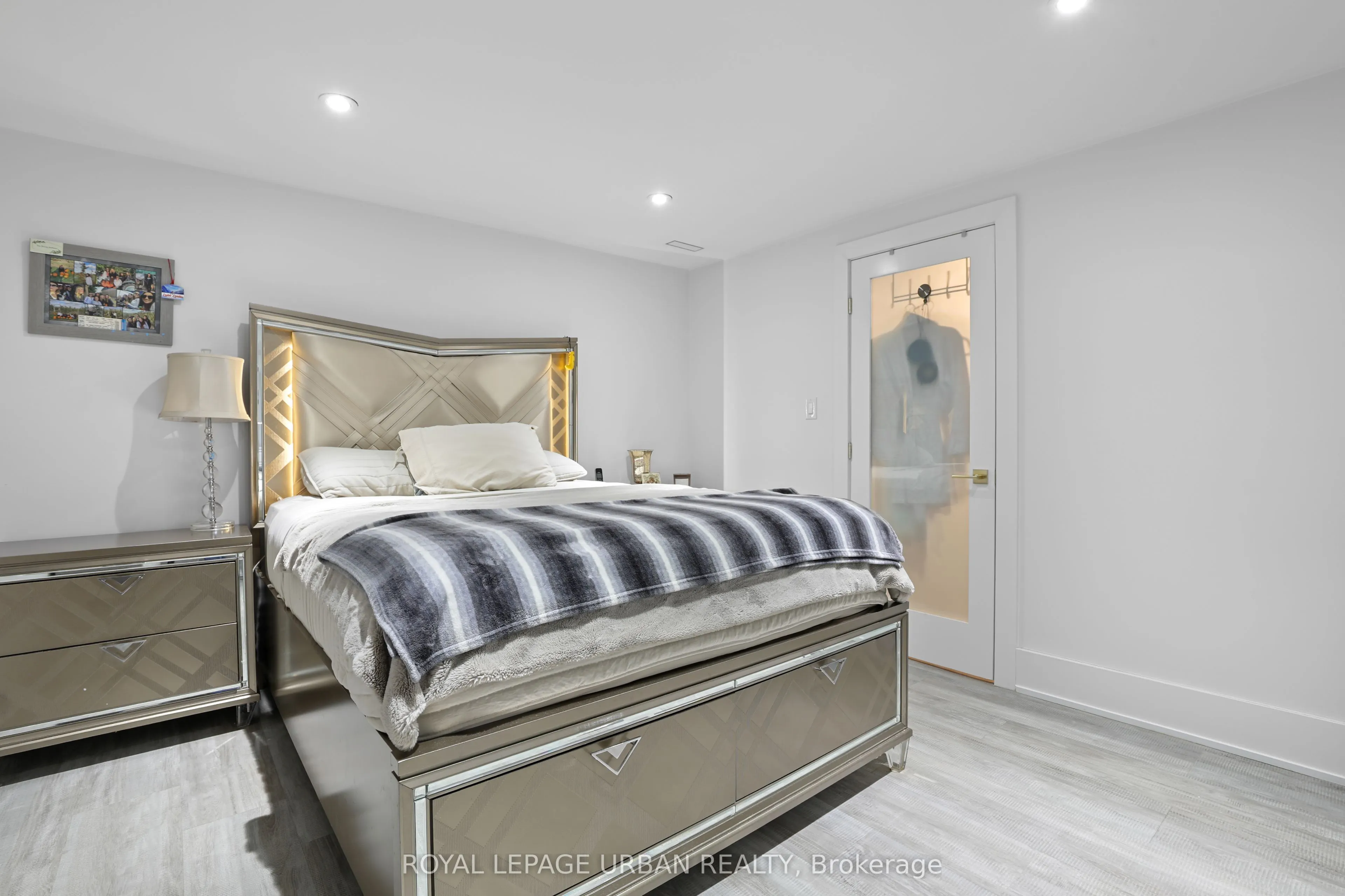 182 Parkview Hill Crescent