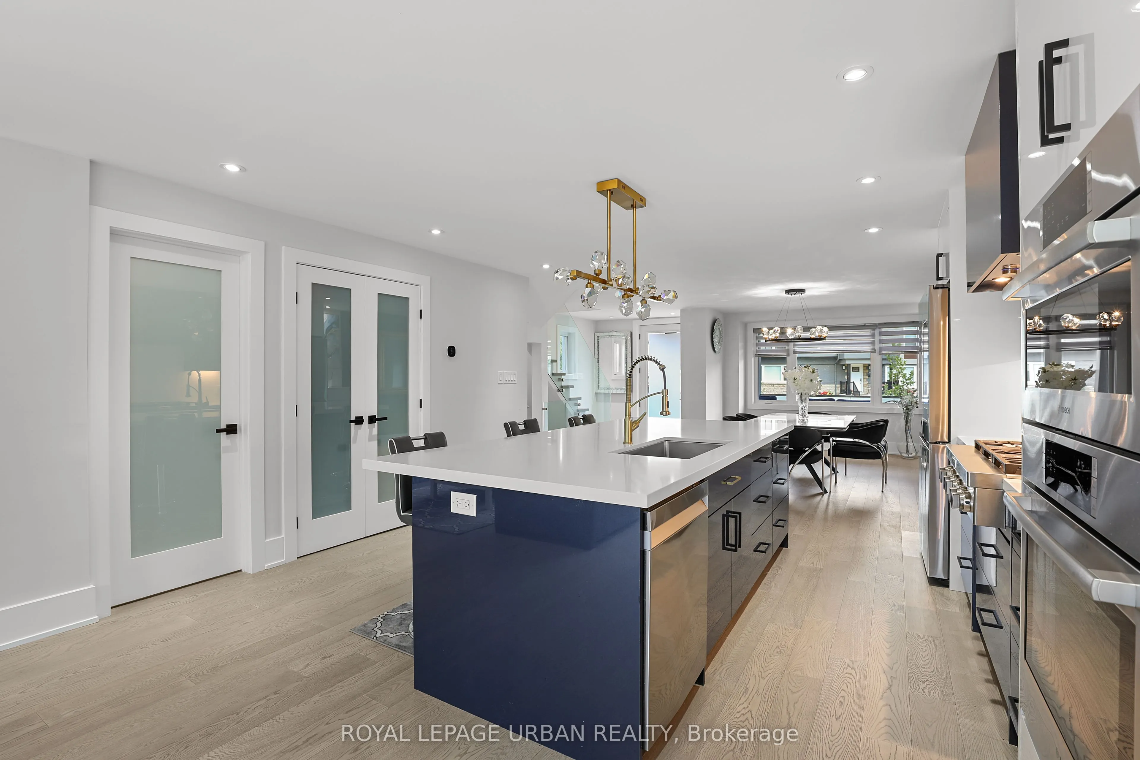 182 Parkview Hill Crescent