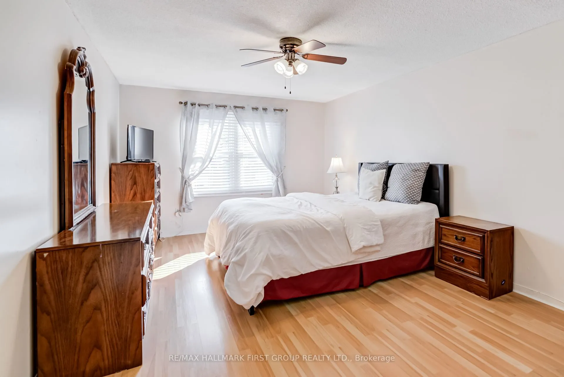 58 Lady Bower Crescent