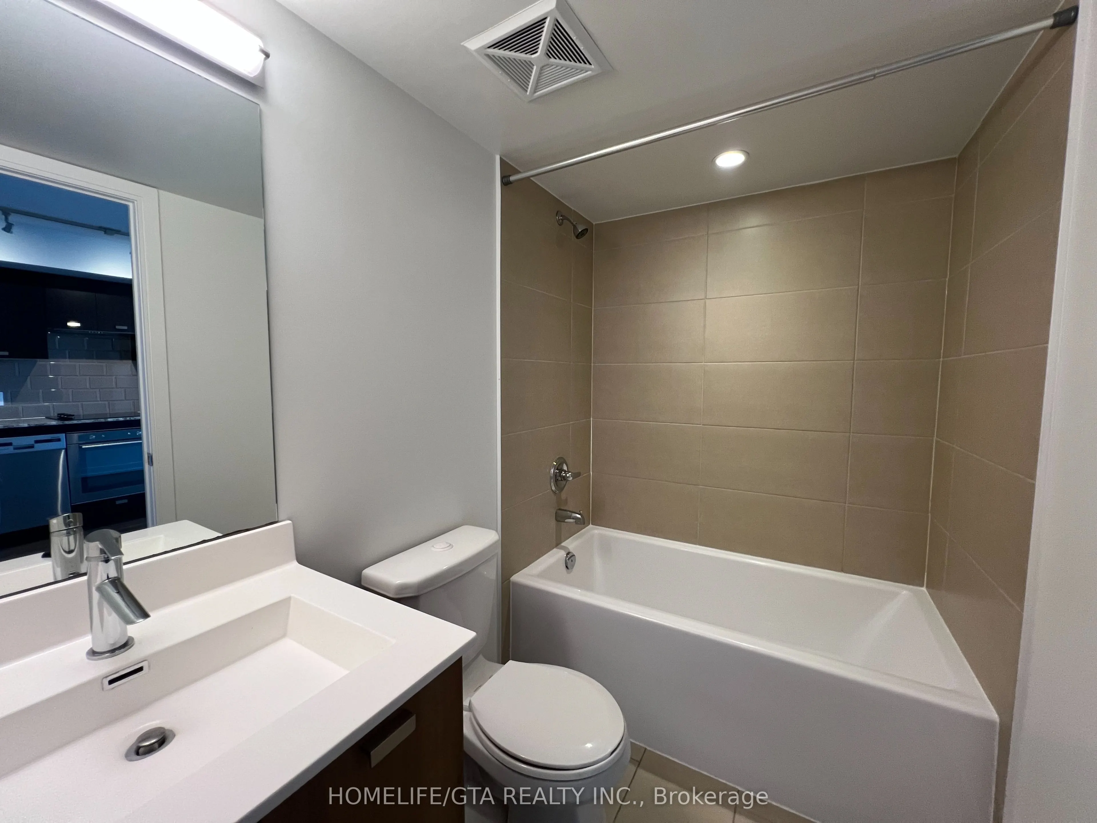 275 Village Green Square, #319