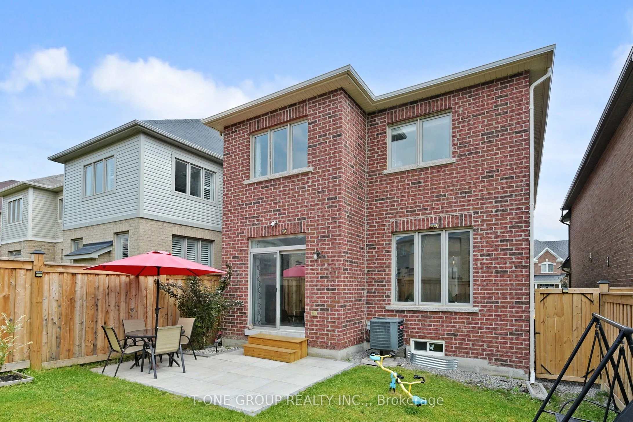 1243 Graham Clapp Avenue