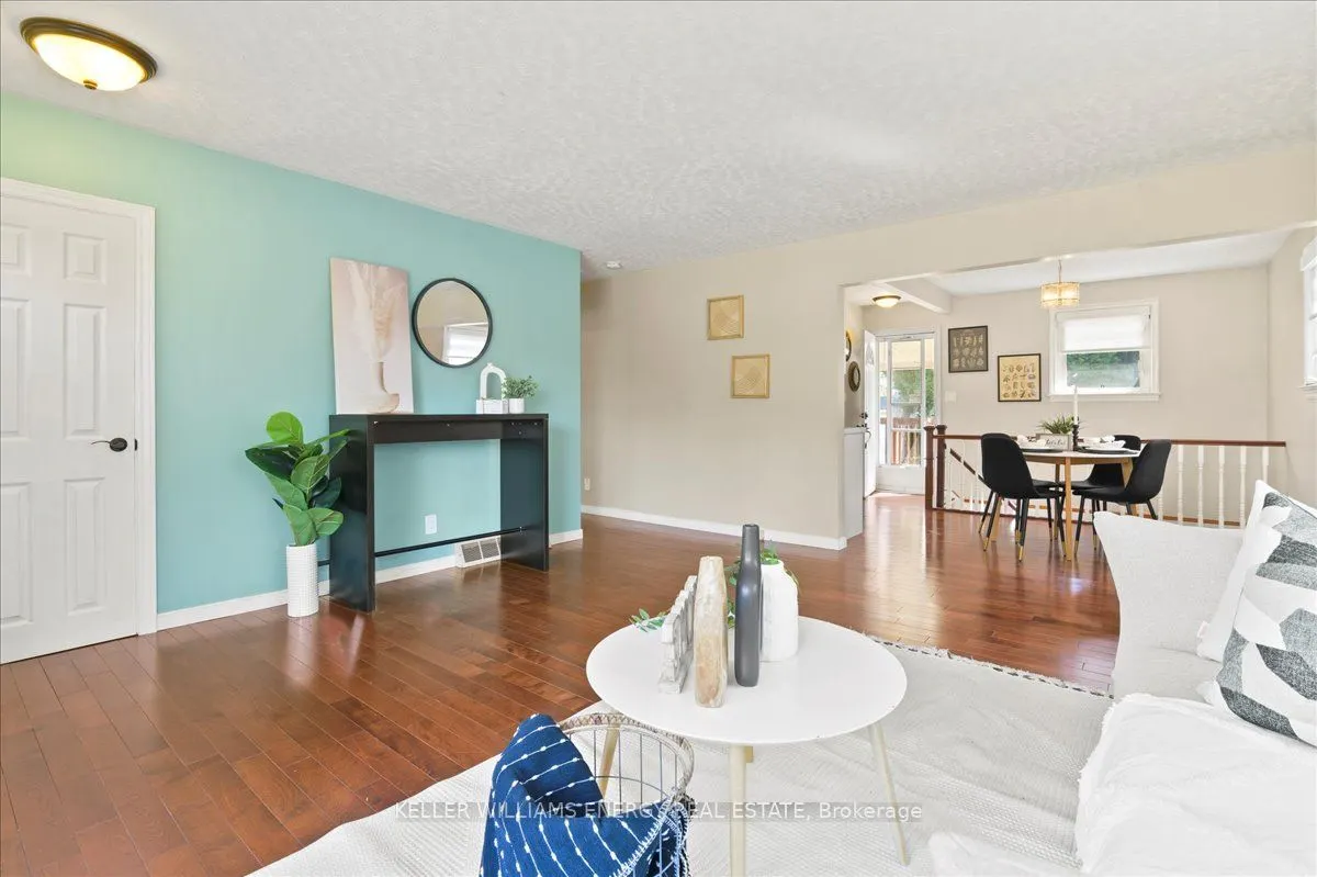 25 Concession Street E