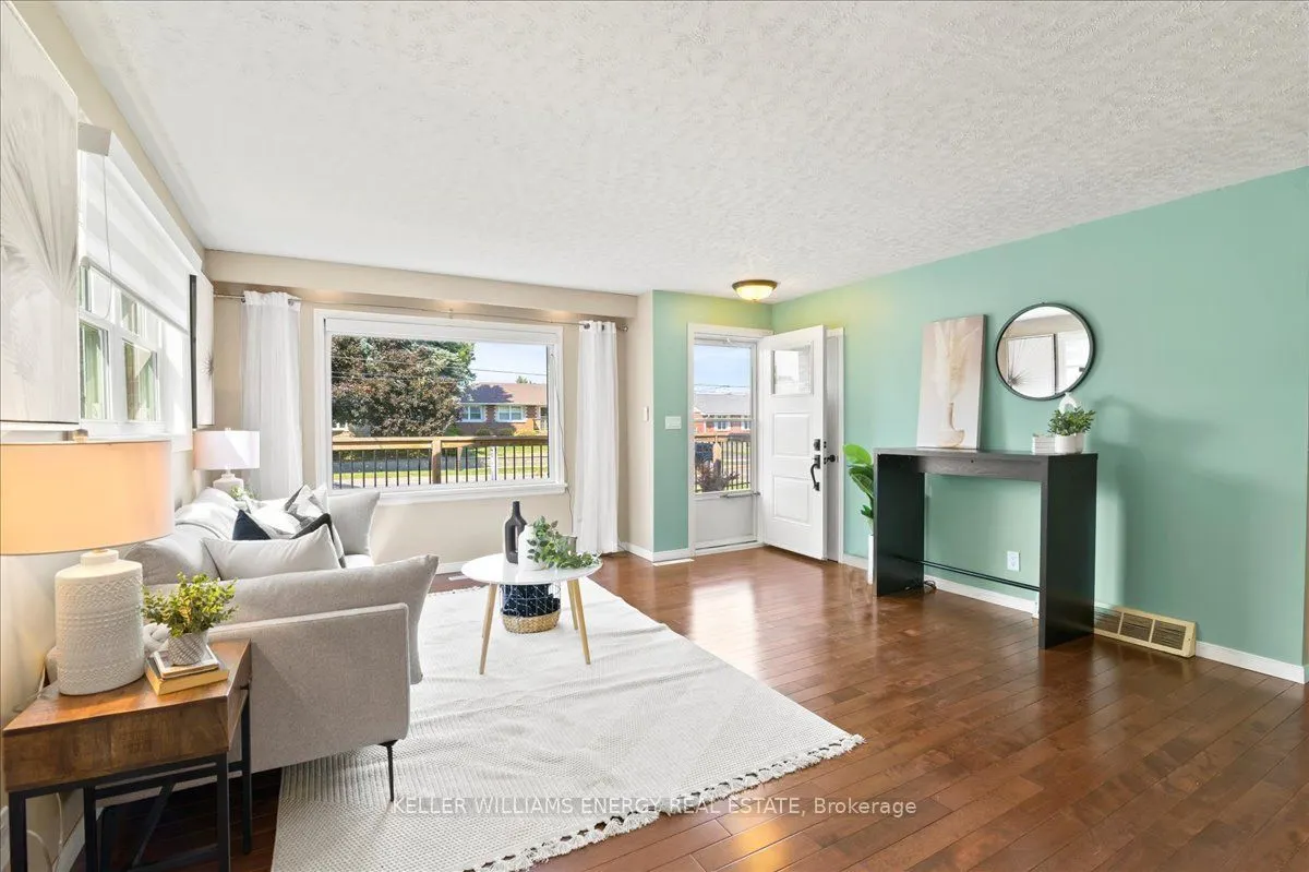 25 Concession Street E