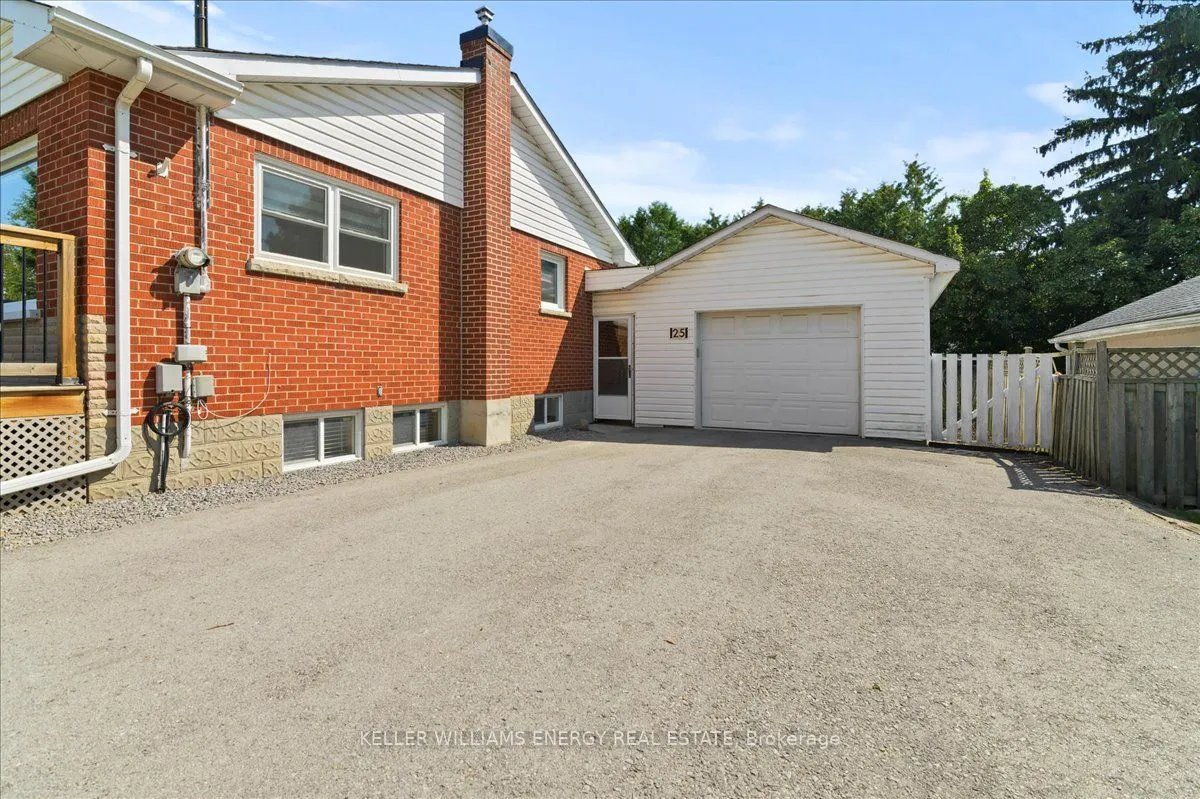 25 Concession Street E
