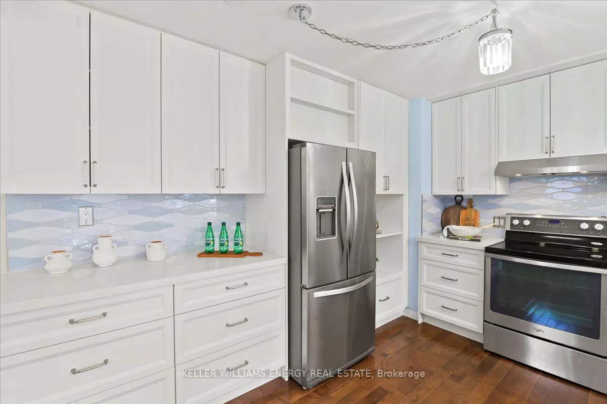 25 Concession Street E