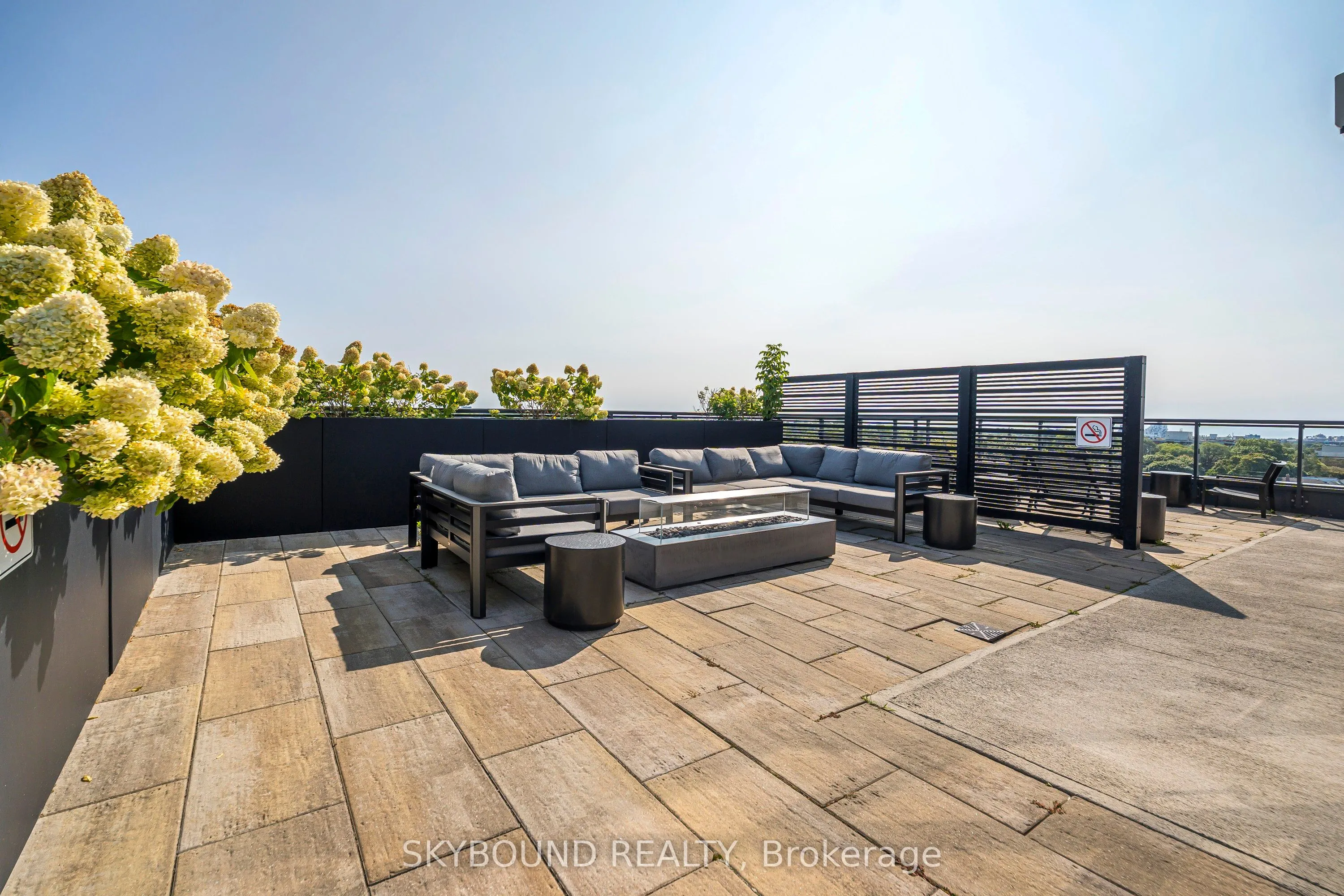 630 Greenwood Avenue, ## 805