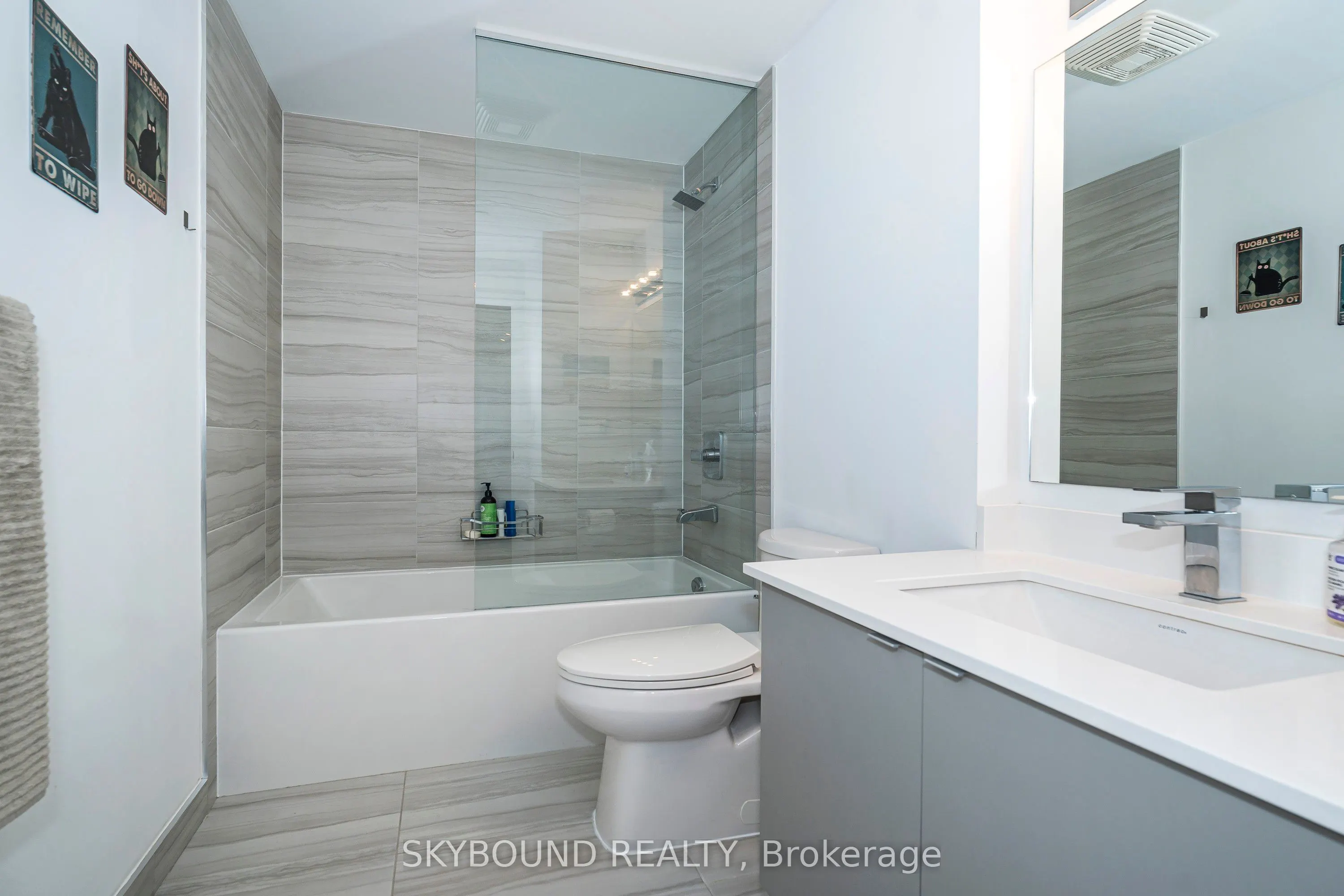 630 Greenwood Avenue, ## 805
