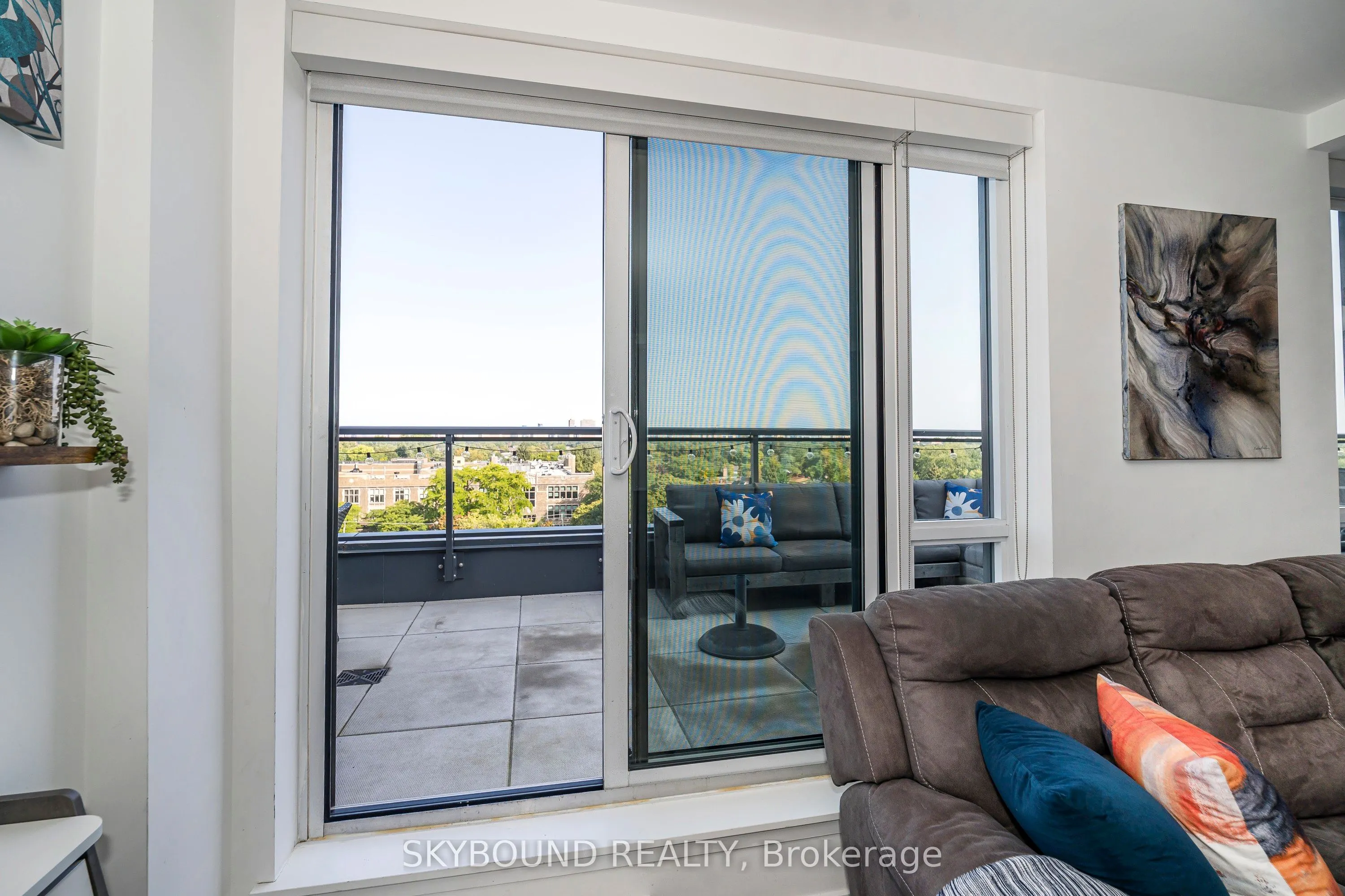 630 Greenwood Avenue, ## 805