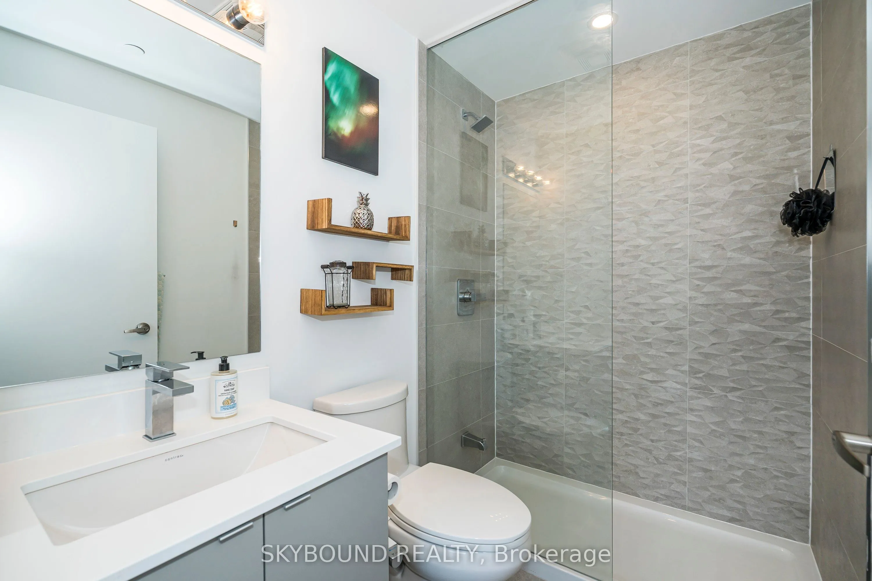 630 Greenwood Avenue, ## 805