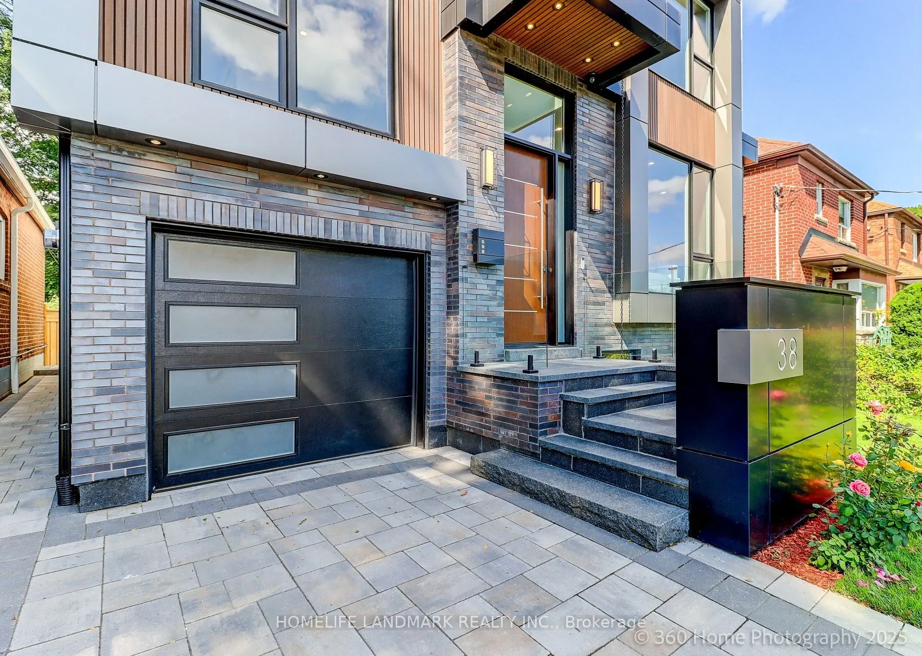 38 Norlong Boulevard