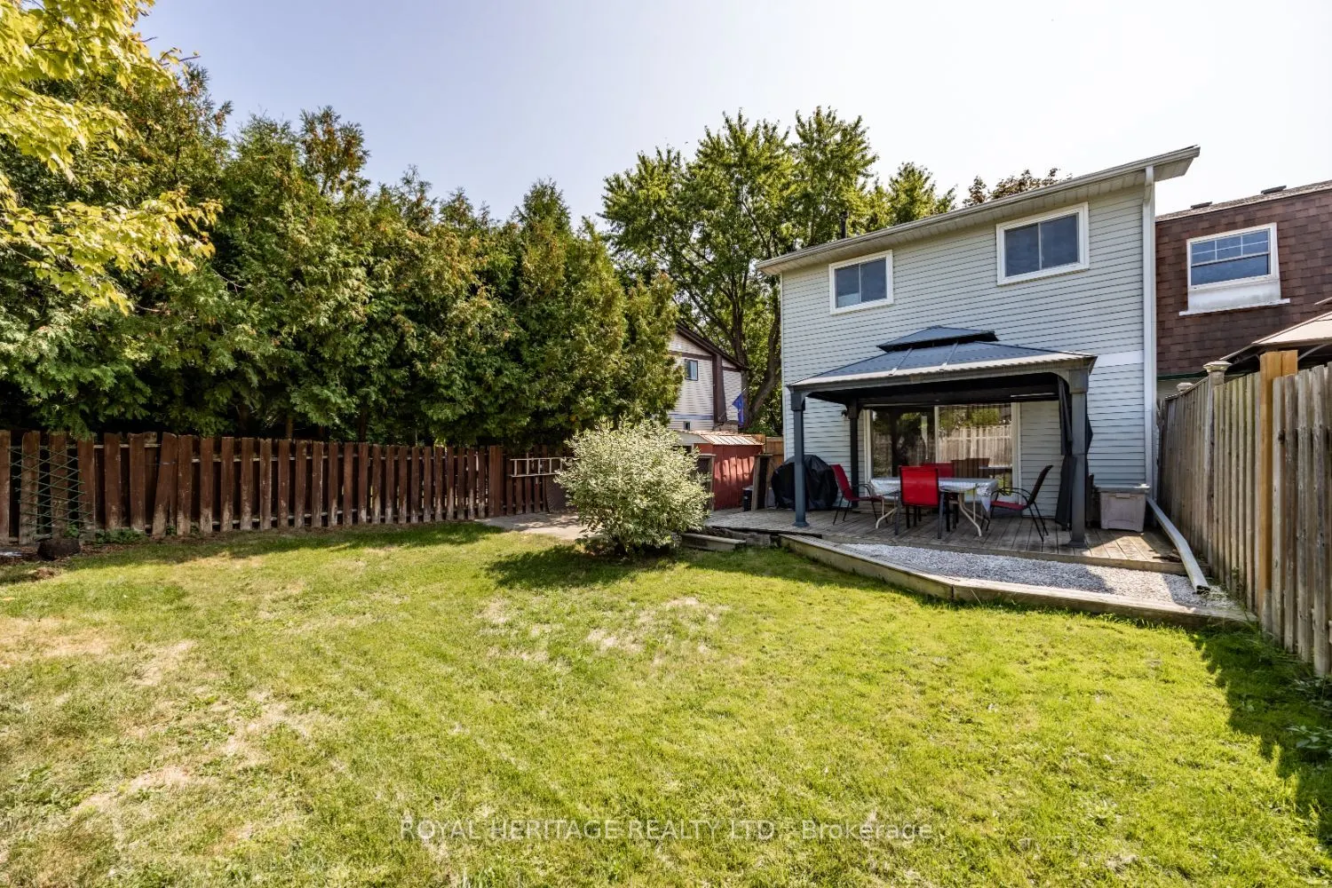 832 Gentry Crescent
