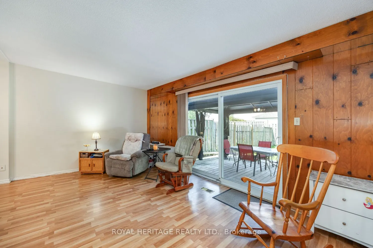 832 Gentry Crescent