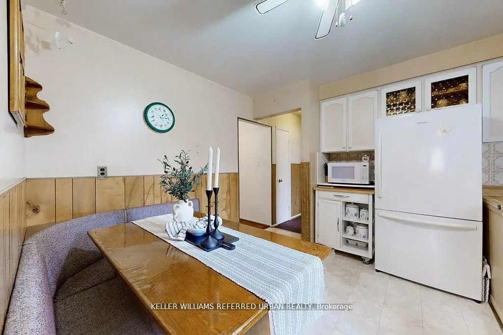 11 Midcroft Drive