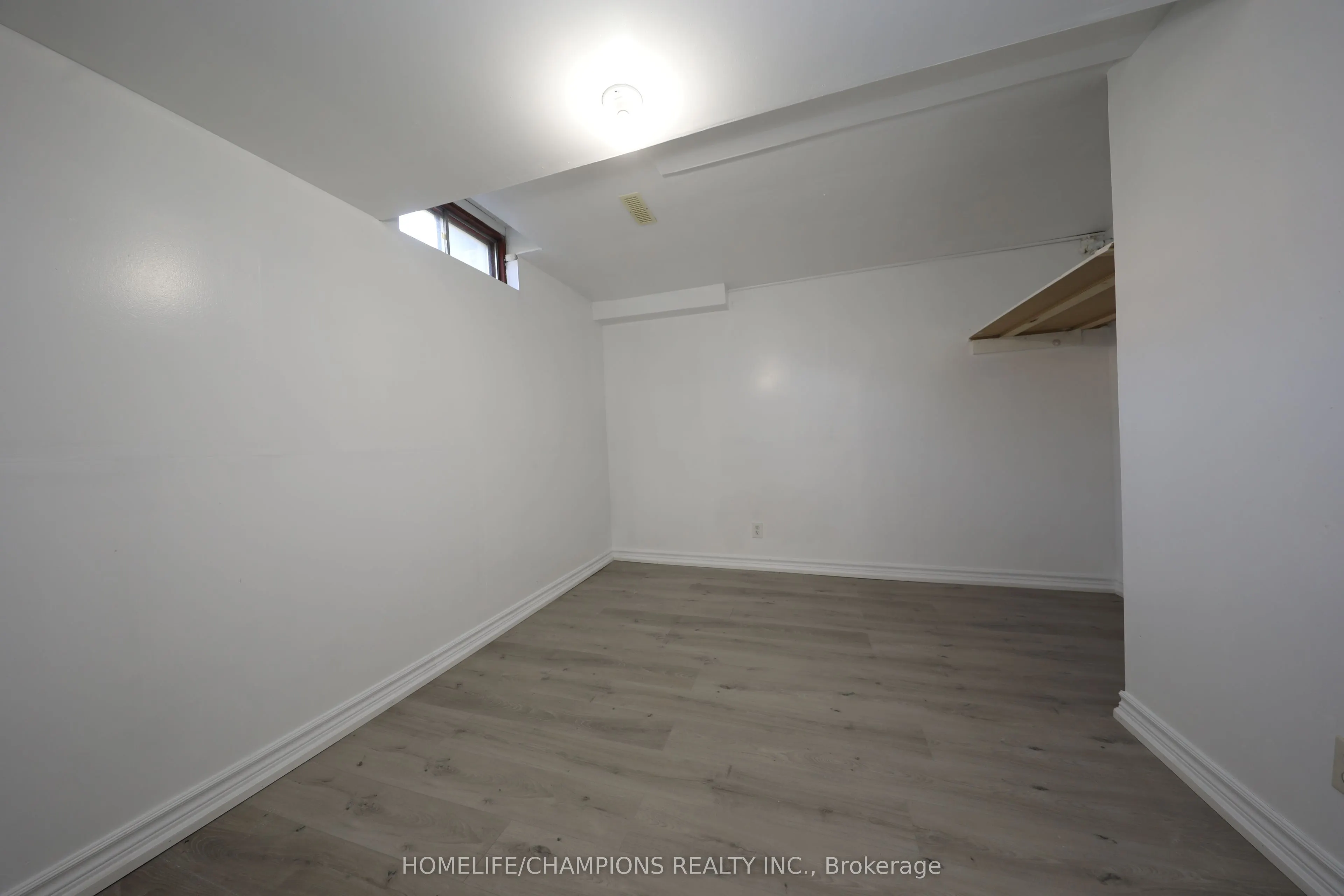 46 Canmore Boulevard