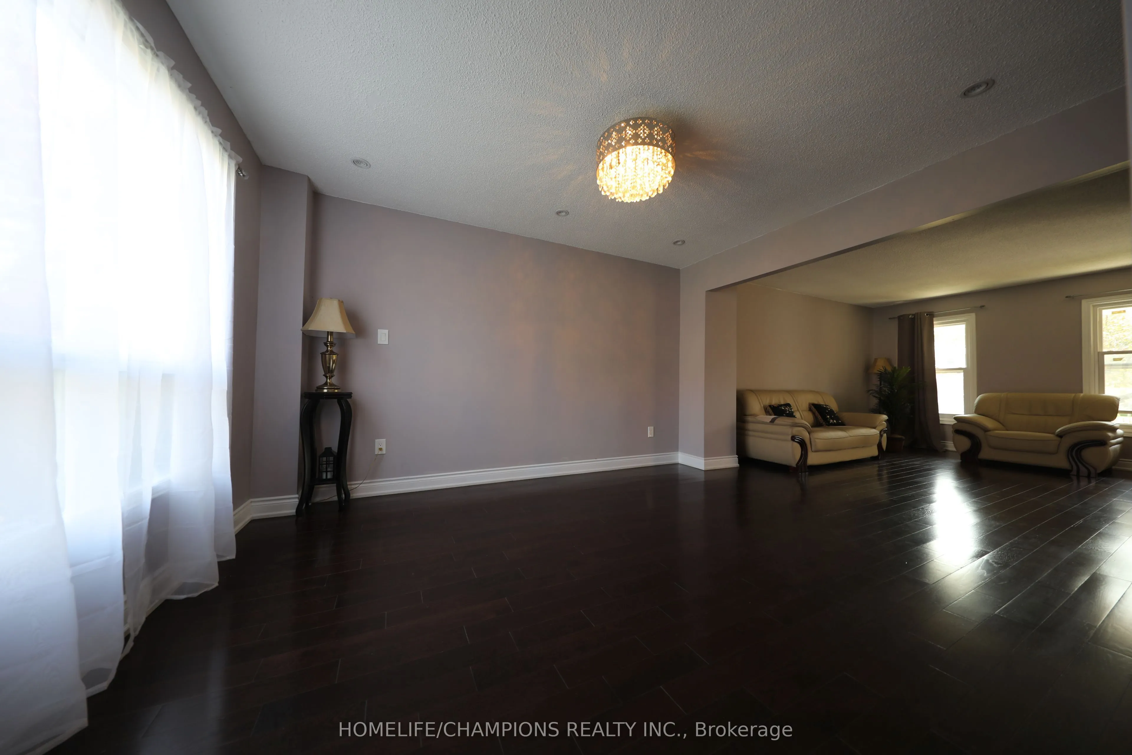 46 Canmore Boulevard