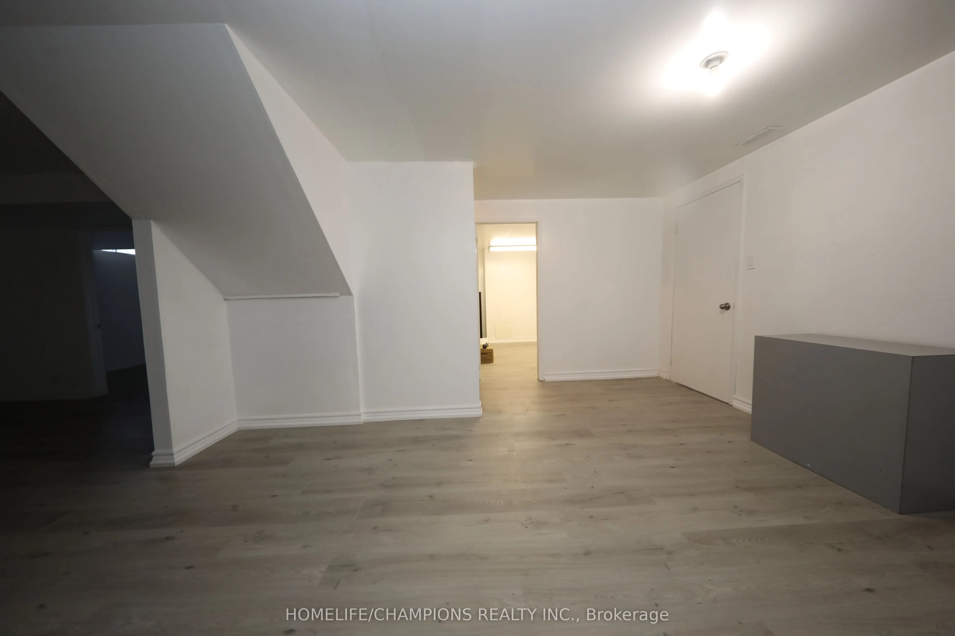 46 Canmore Boulevard