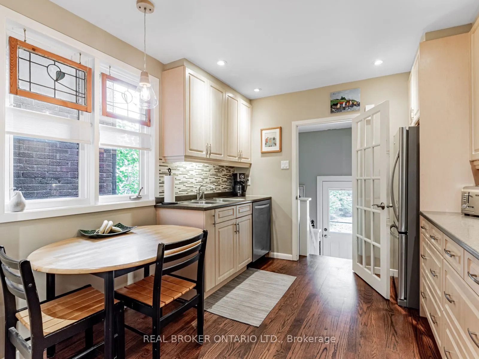 1 Phin Avenue