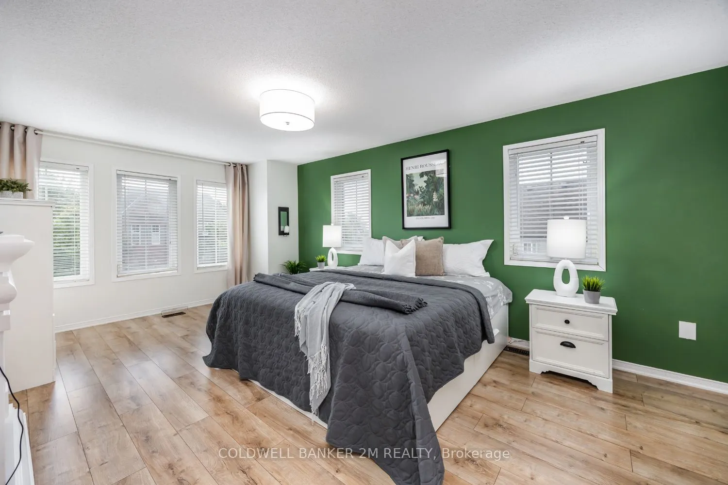 2 Woodbine Place