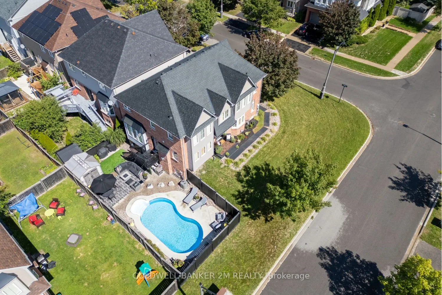 2 Woodbine Place