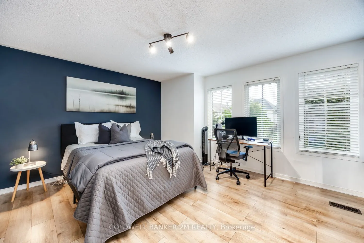 2 Woodbine Place