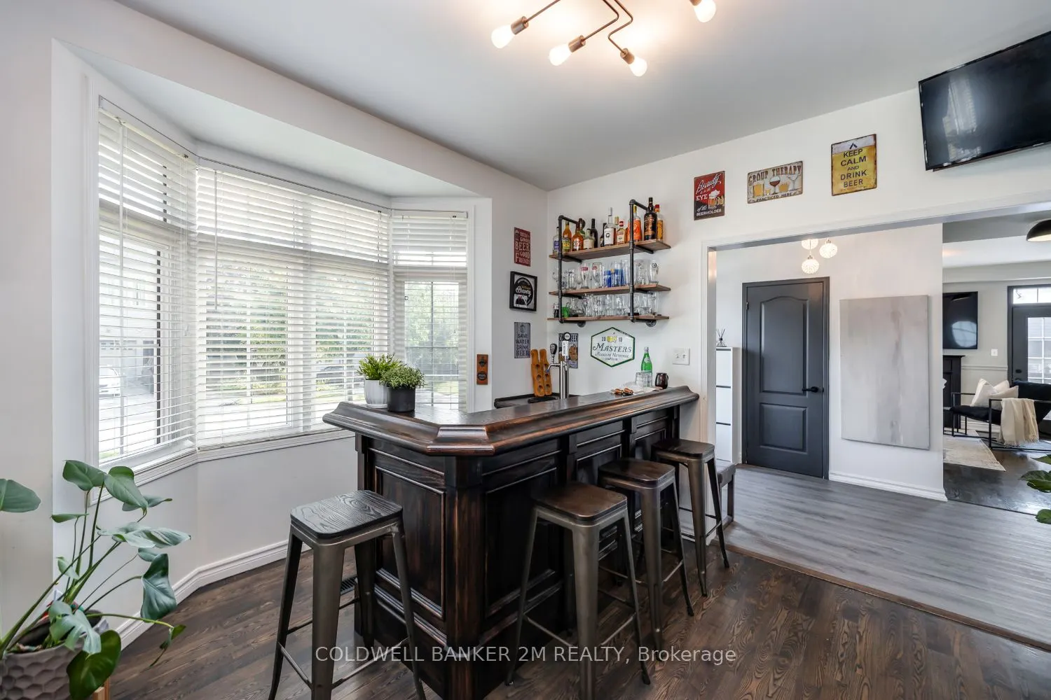 2 Woodbine Place