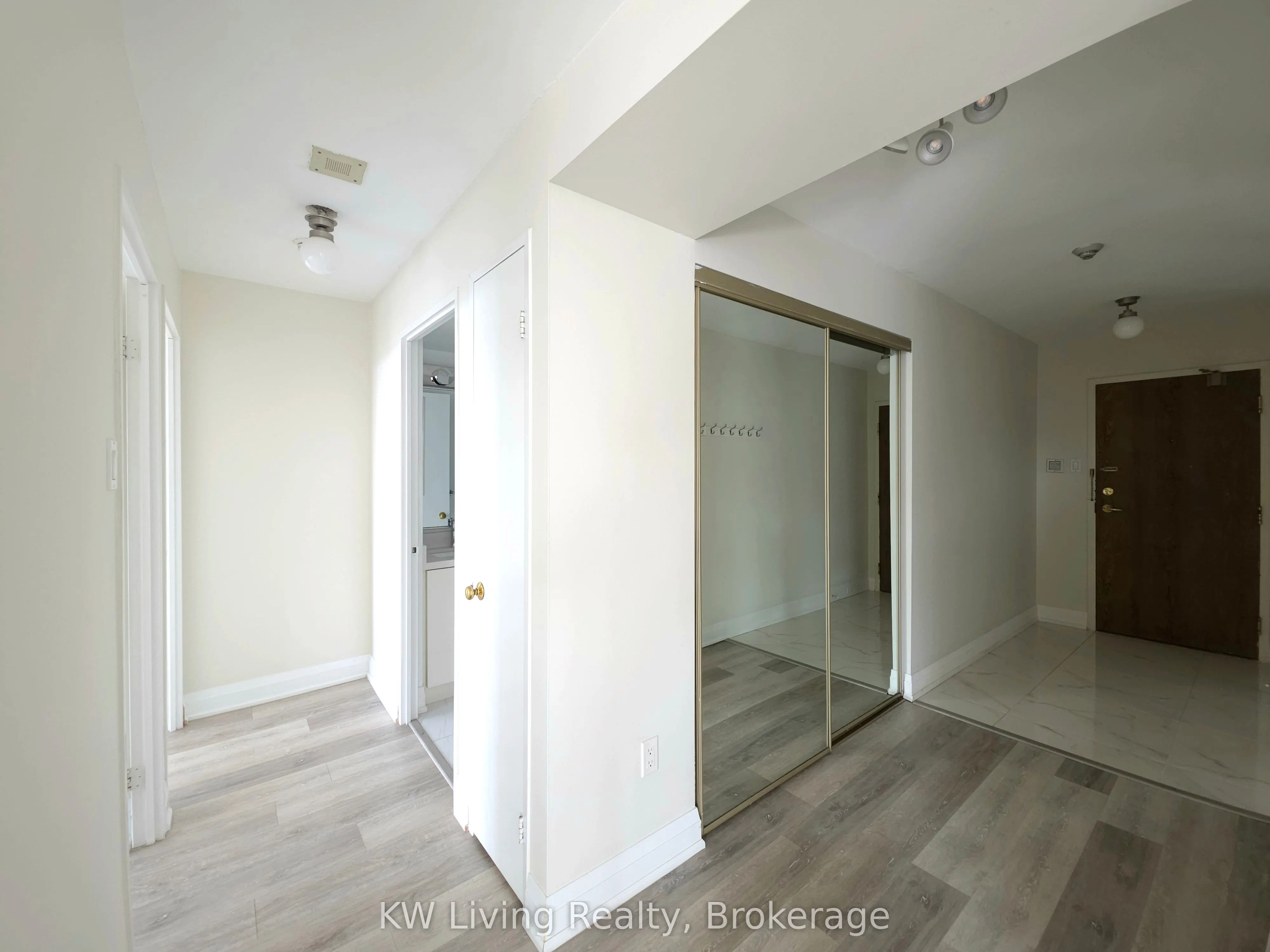 330 Alton Towers Circle, #Ph206