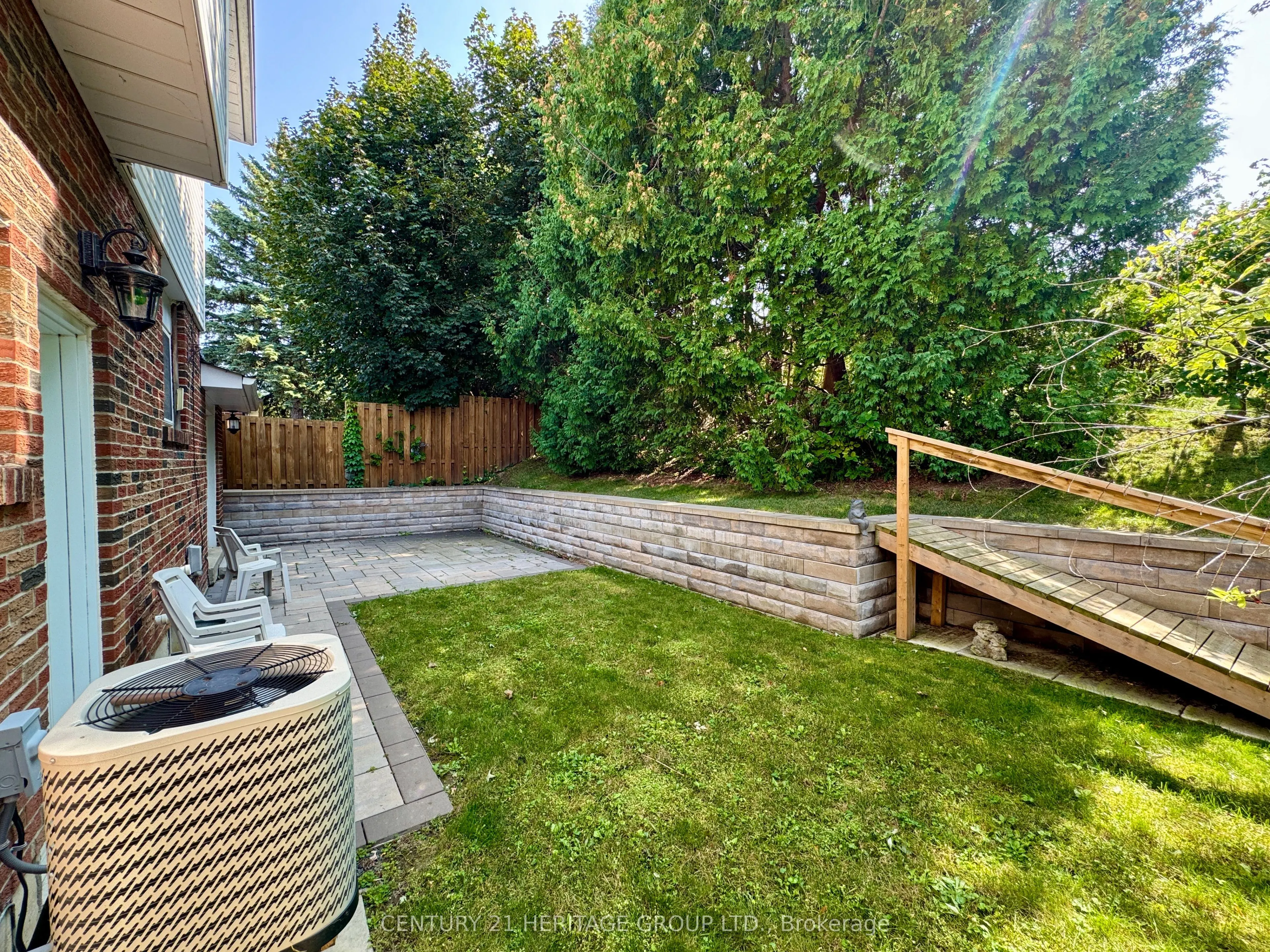 584 Arnhem Drive