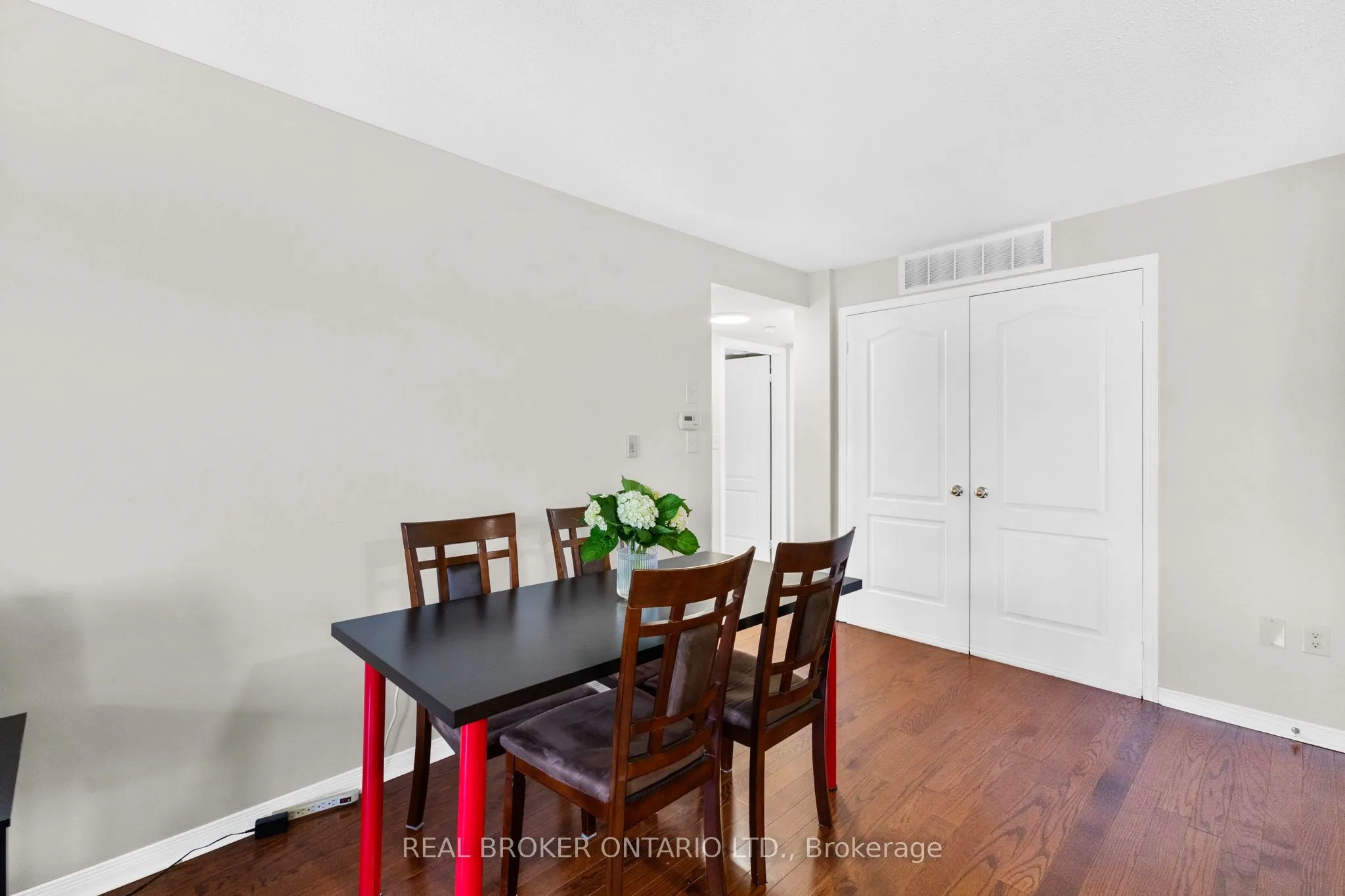 649E Warden Avenue, #27