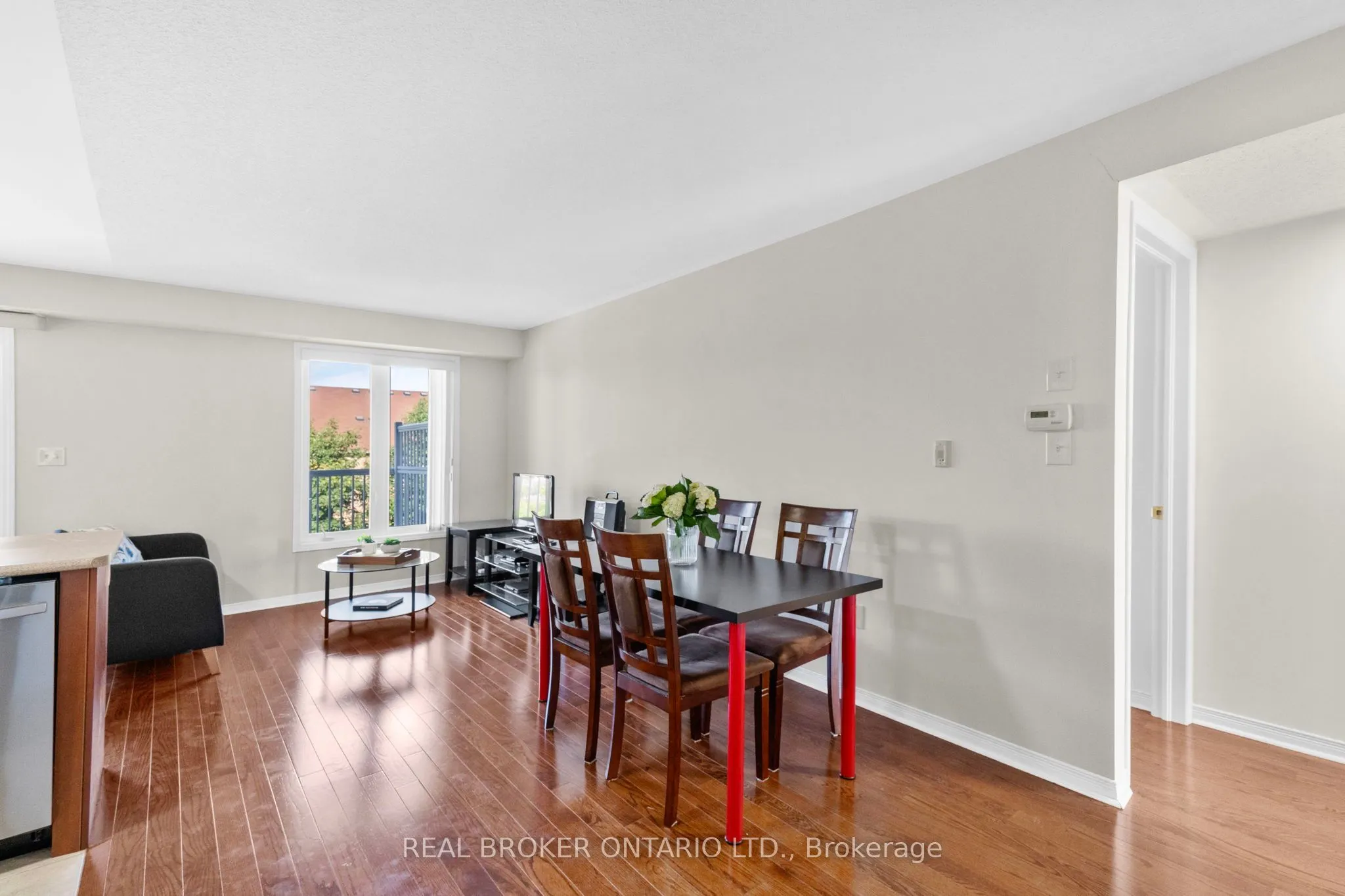649E Warden Avenue, #27